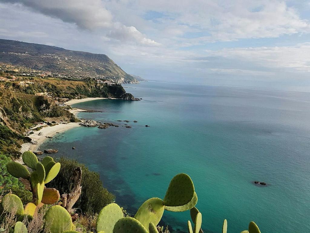 Hotel Eolo Capo Vaticano Buitenkant foto